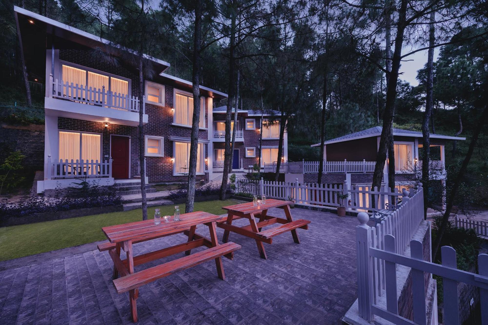 Welcomheritage Santa Roza Kasauli Exterior photo